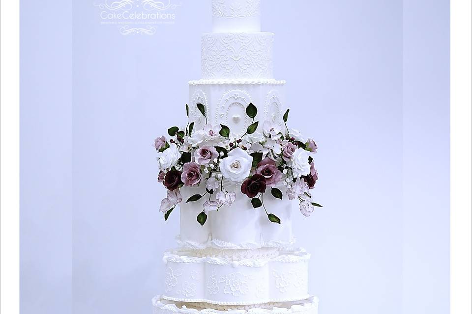 Multi tiered wedding cake