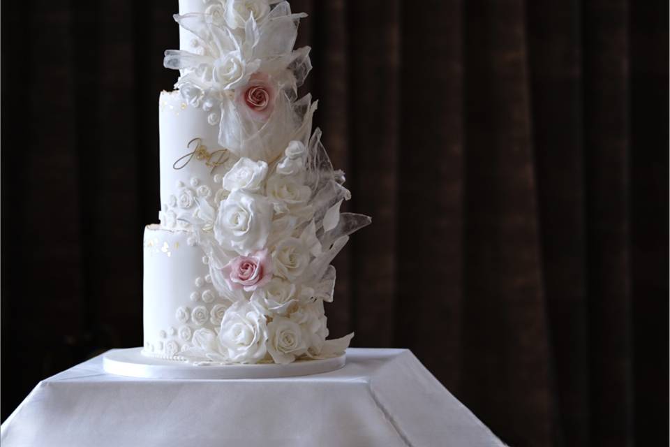 Etherial wedding cake