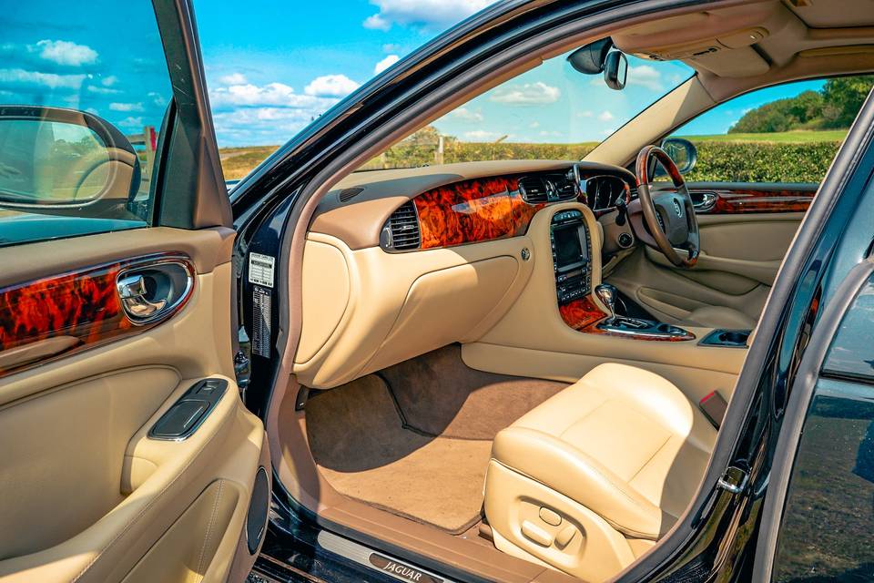 Jaguar XJR interior