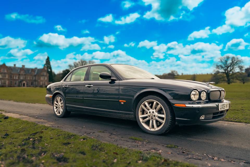 Jaguar XJR