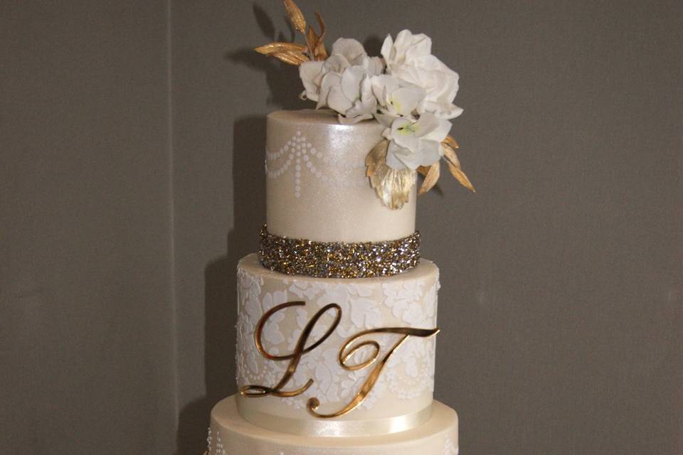 Wedding Cakes by Lisa Broughton