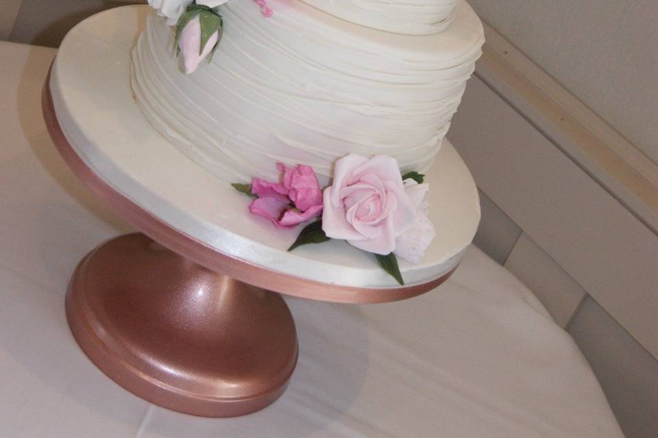 Rustic Floral Wedding Cake