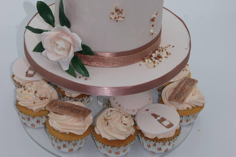 Rose Gold & Blush Intimate Cak