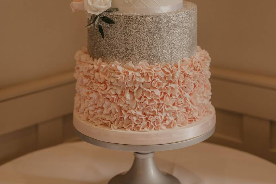 Wedding Cakes by Lisa Broughton