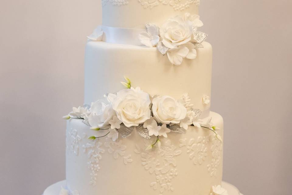 Elegant Selene Wedding Cake