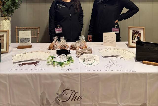 Jo & Jaymin at Elms Barn