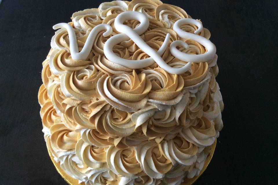 Piped rose buttercream