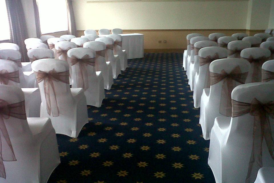 White lycra chair covers