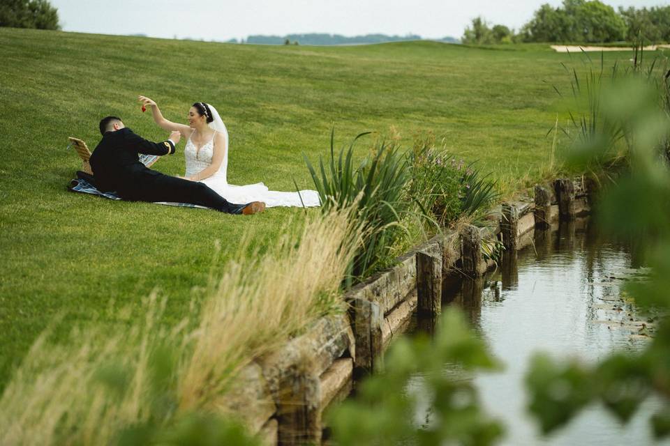 Picnic by the lake