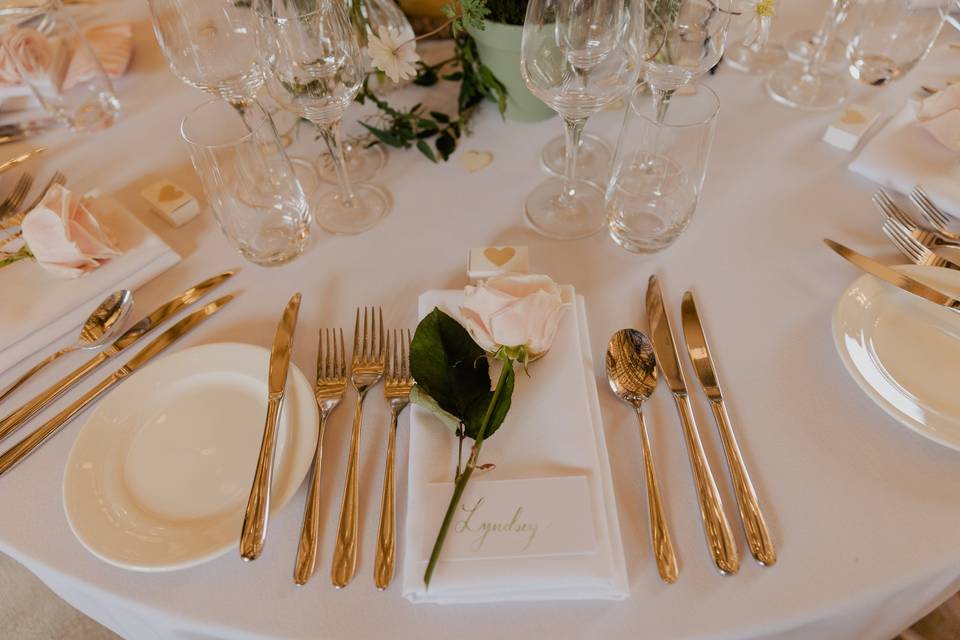 Napkin flowers