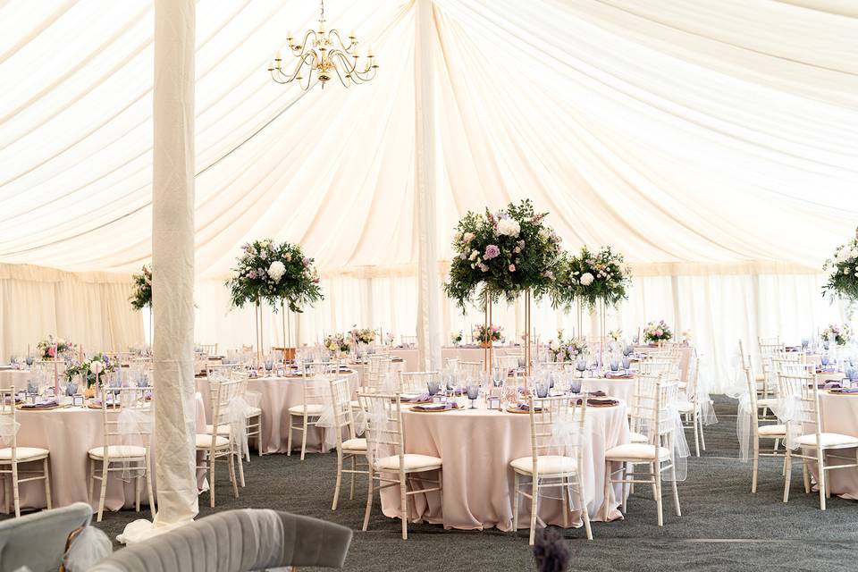 Tall table flowers