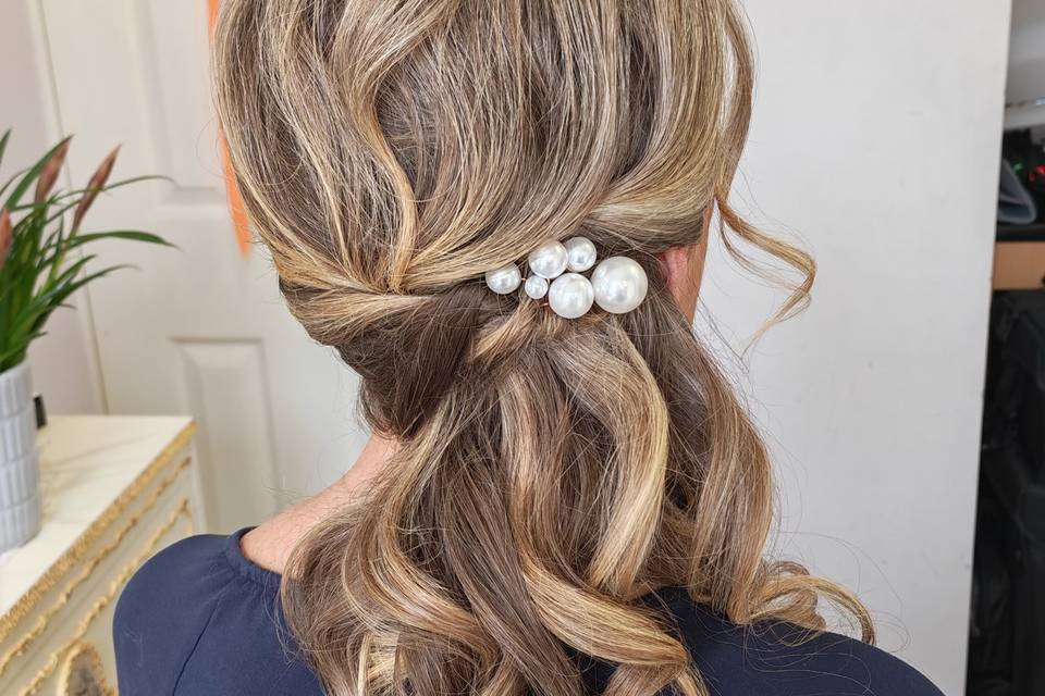Side bridal hair