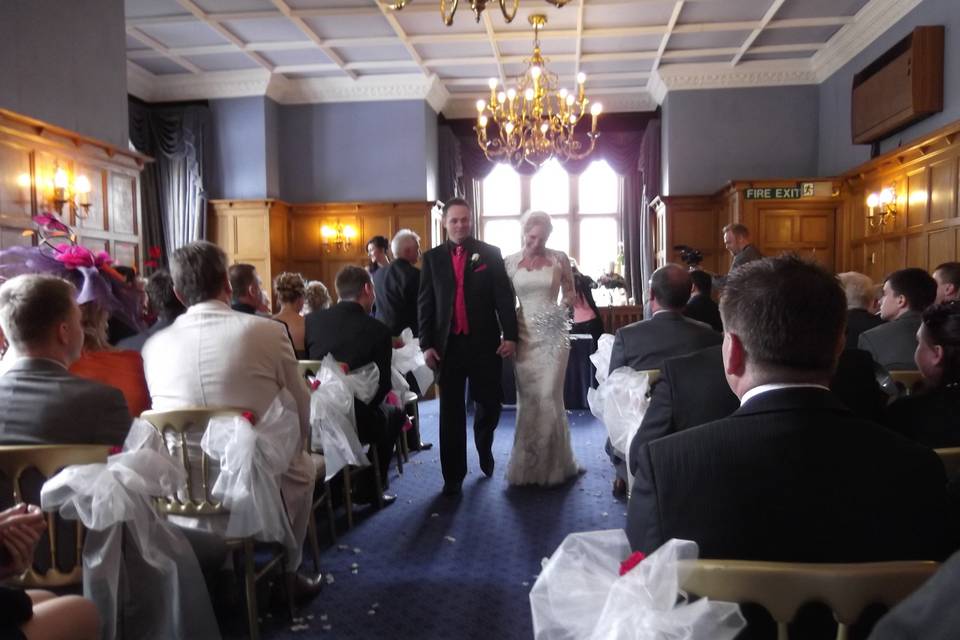 Bride and bridesmaids flowers