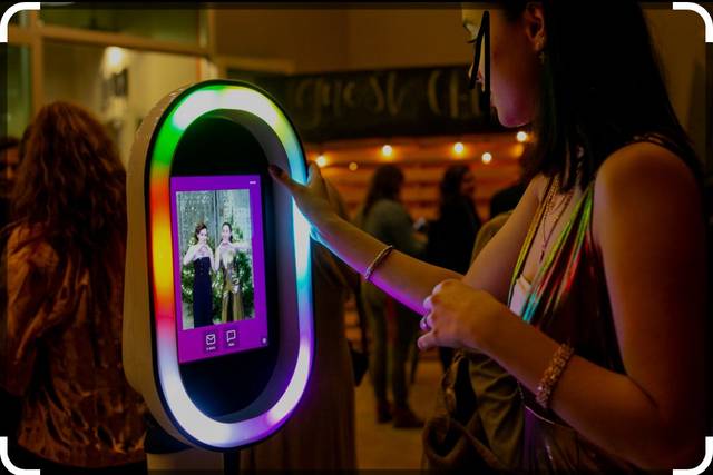 The luxe 360 photo booths
