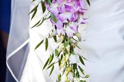 Pale pink and white country bouquet