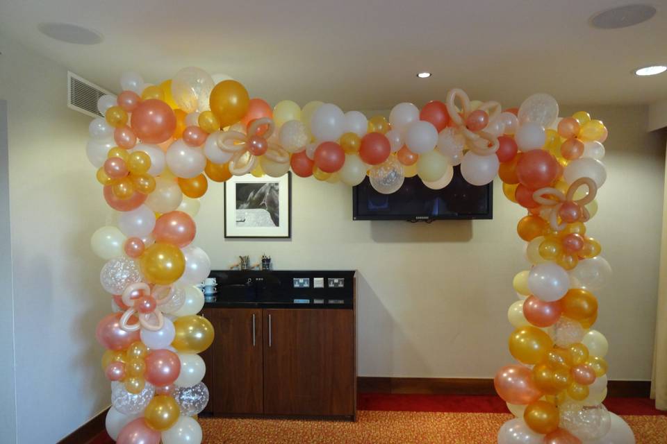 Balloon arch