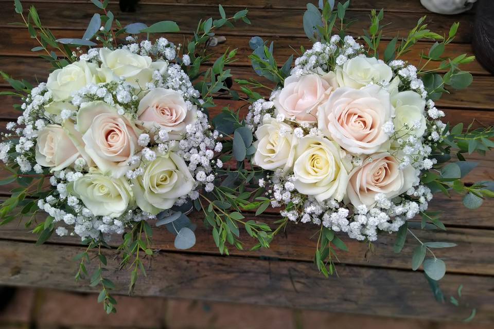 Rose and gyp bouquets