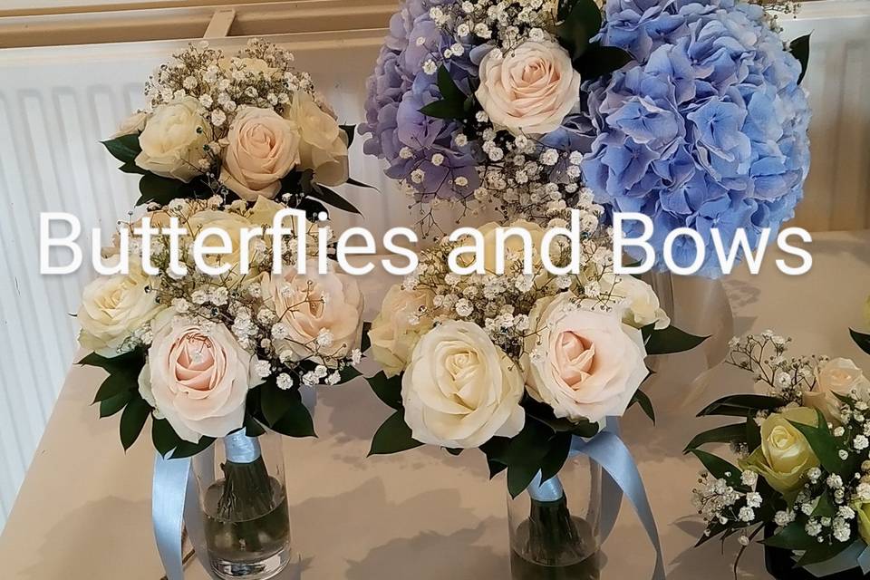 Blue and ivory bouquets