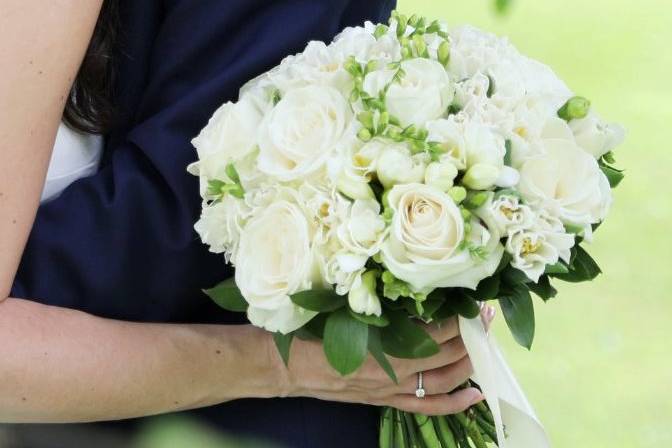 Freesias and rose bouquet