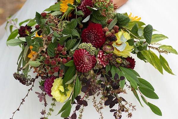 Rustic gathered bouquet