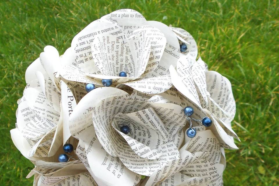 Ivory pearl paper bouquet