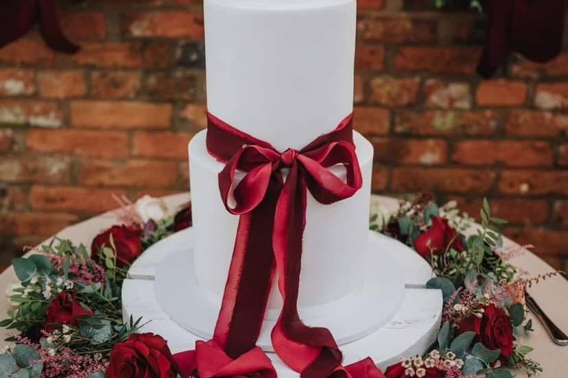 Fondant wedding cake