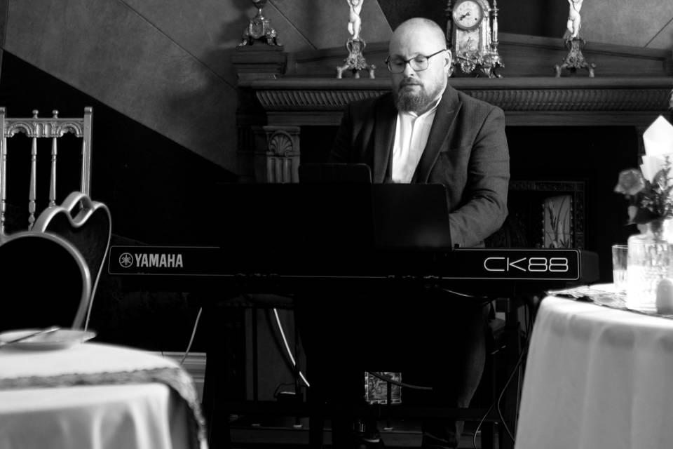 Playing at Grimscote Manor