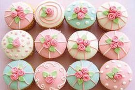 Vintage cupcakes