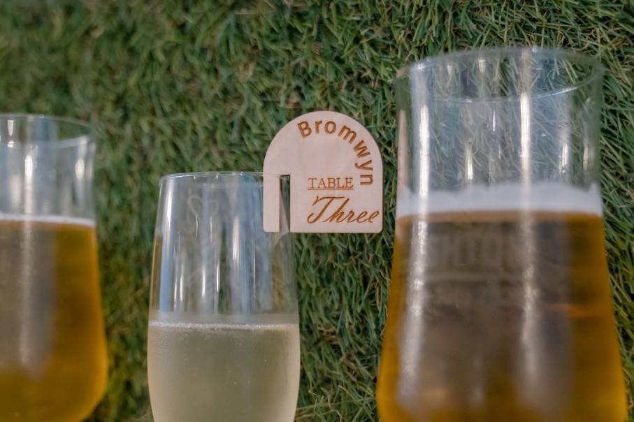 Table number and name keepsake