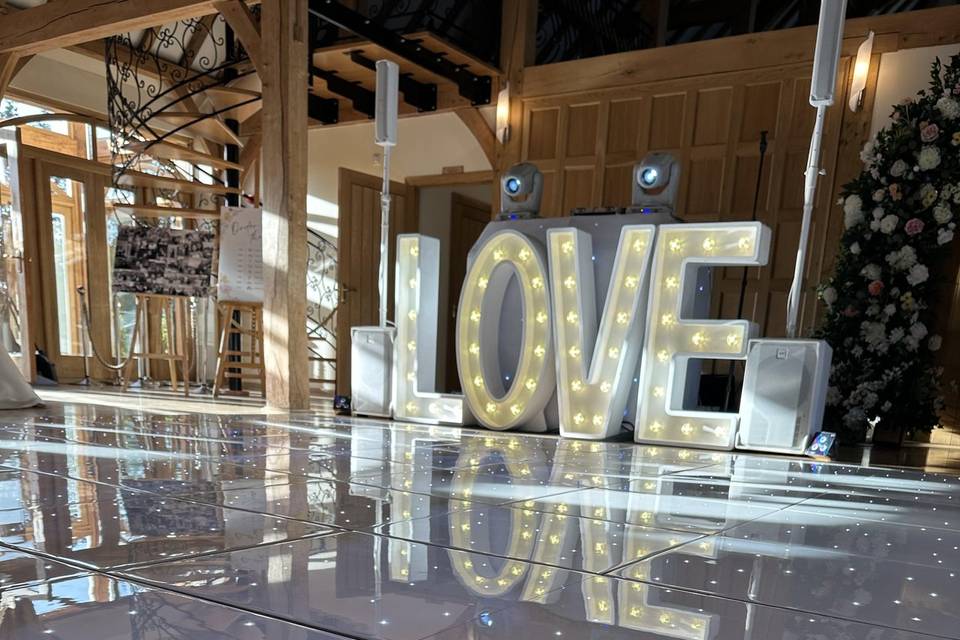 LOVE that floor!