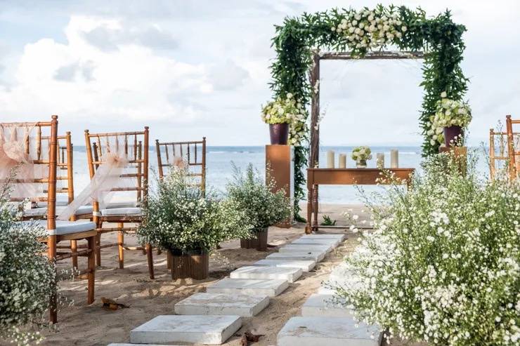 Beach Vibe Ceremony