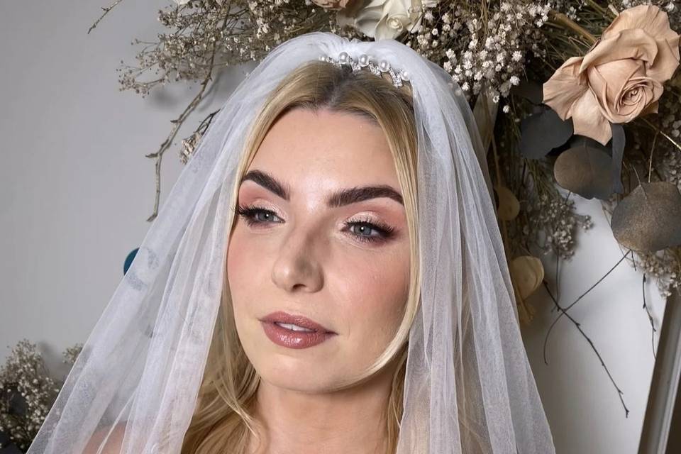 Subtle bridal makeup