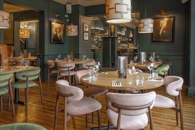 Restaurant Dining