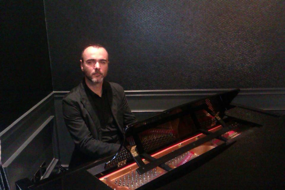Pianist in Edinburgh