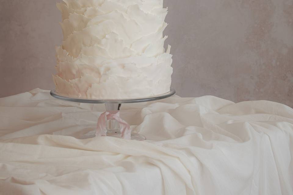 Torn paper style ruffle cake