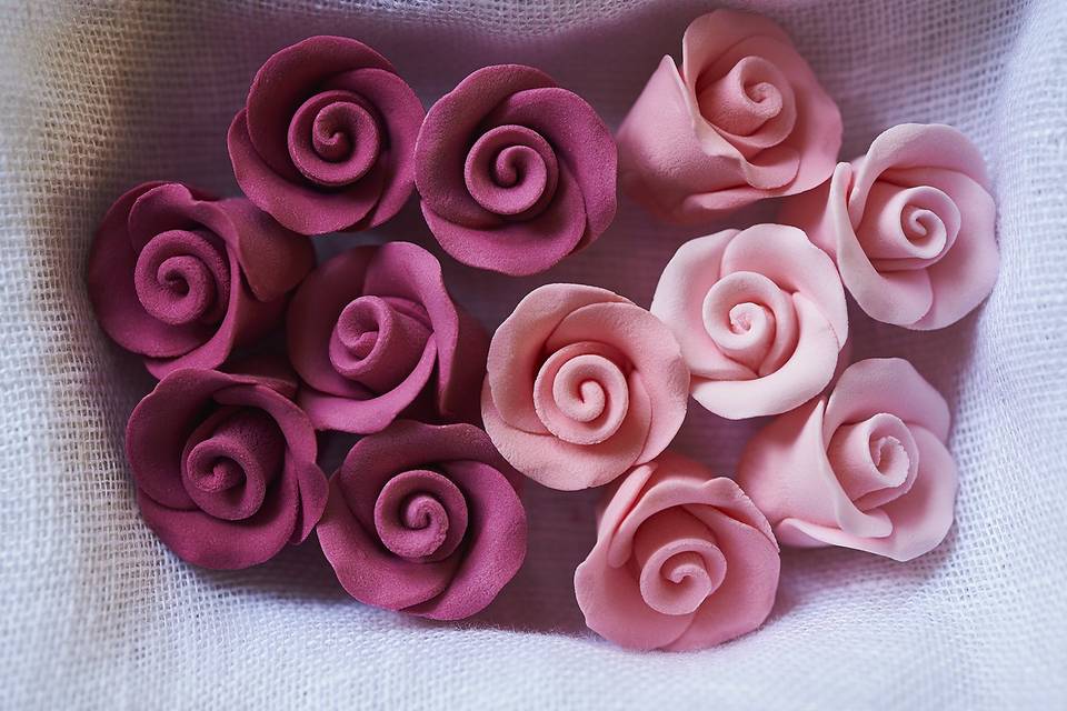 Lustre Roses - for decorating