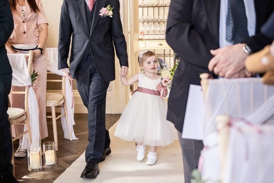 Aisle walk 💕