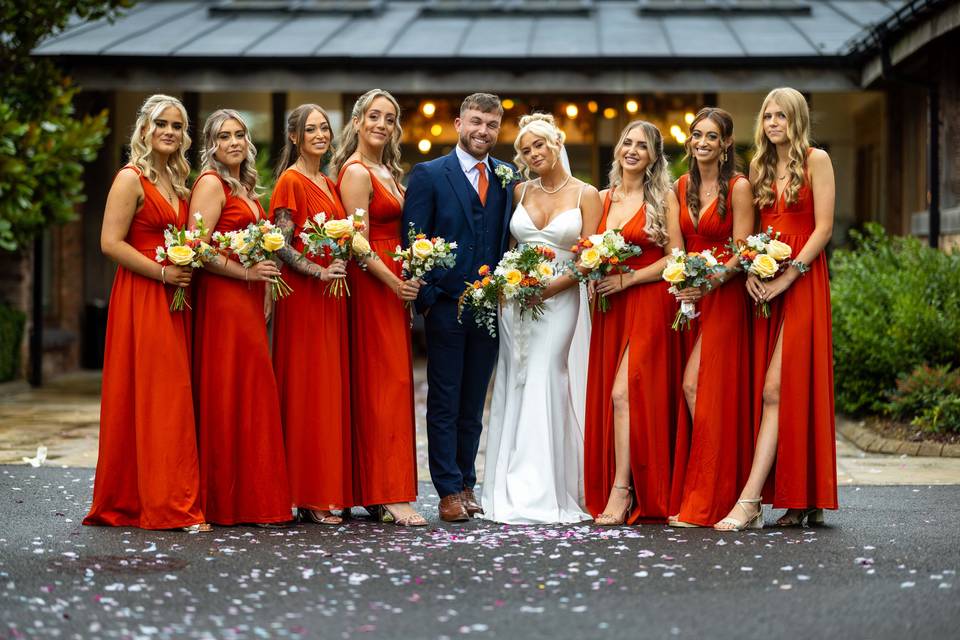 B&G & bridesmaids, Mythe Barn