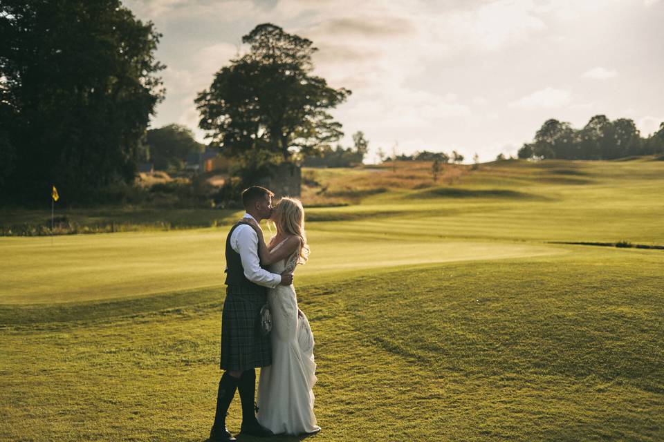 Kiss on the golf course