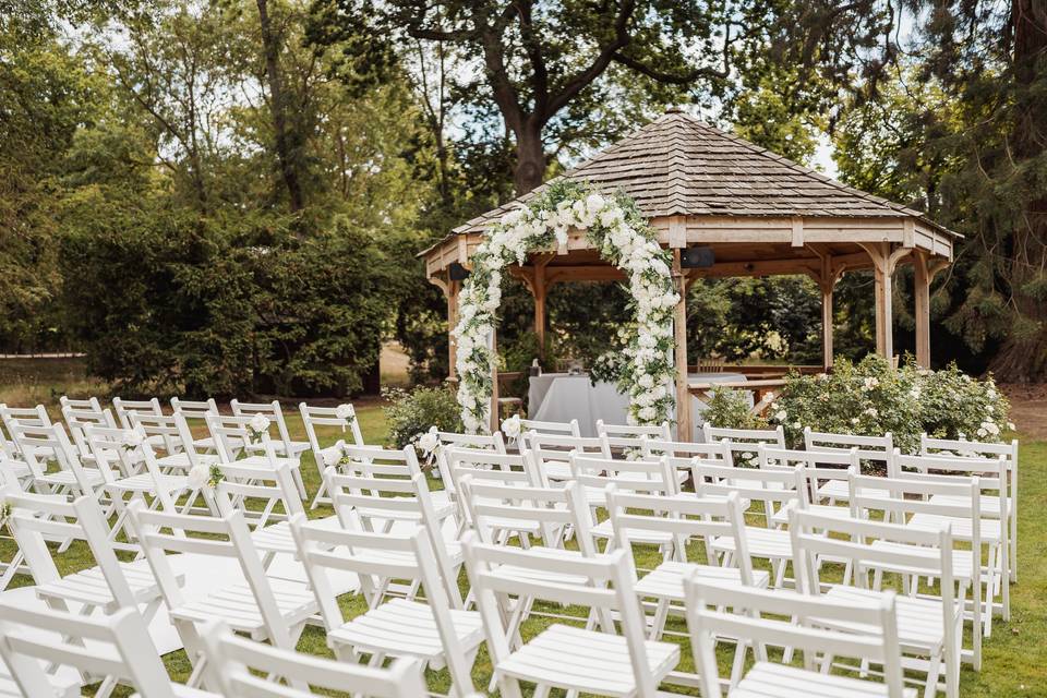 Outdoor Weddings