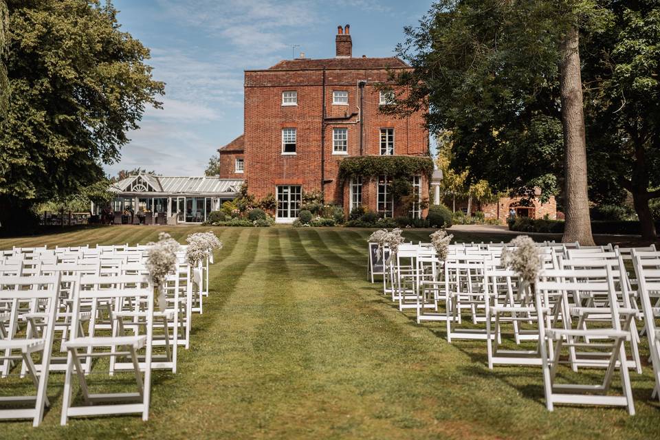 Outdoor Weddings