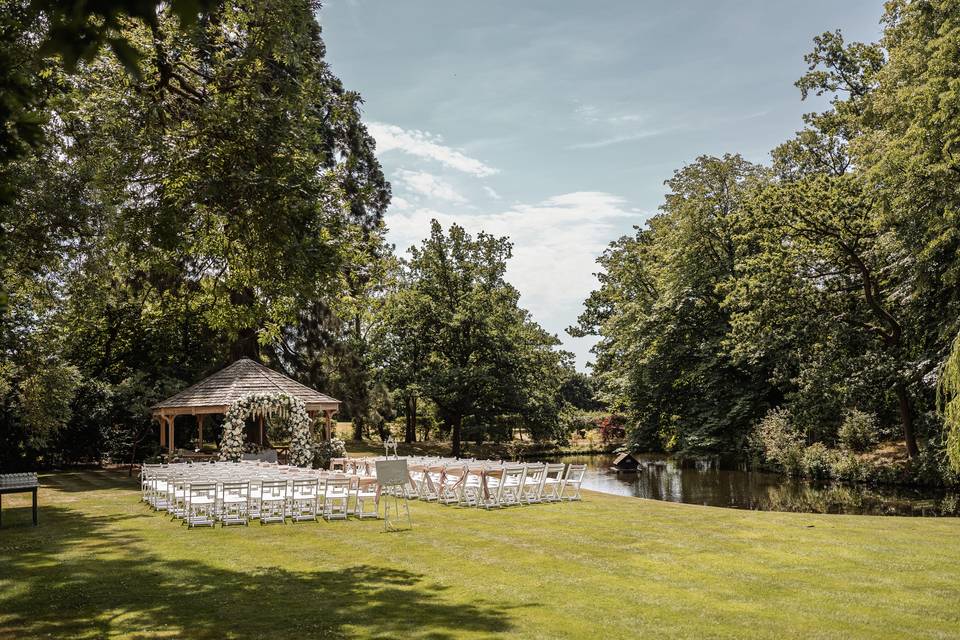 Outdoor Weddings