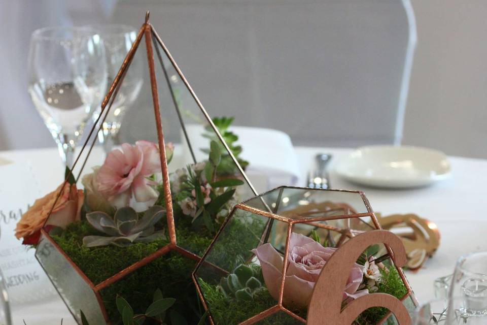 Terrarium Wedding Table