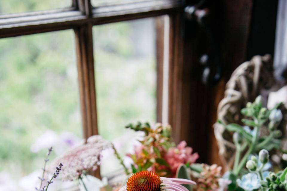 British grown wedding flowers