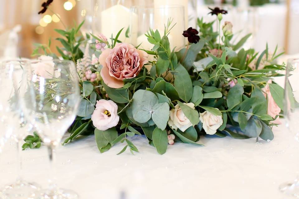 Foam Free Wedding Table Centre