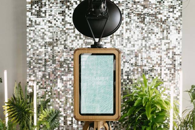 Wedding photo booth hire