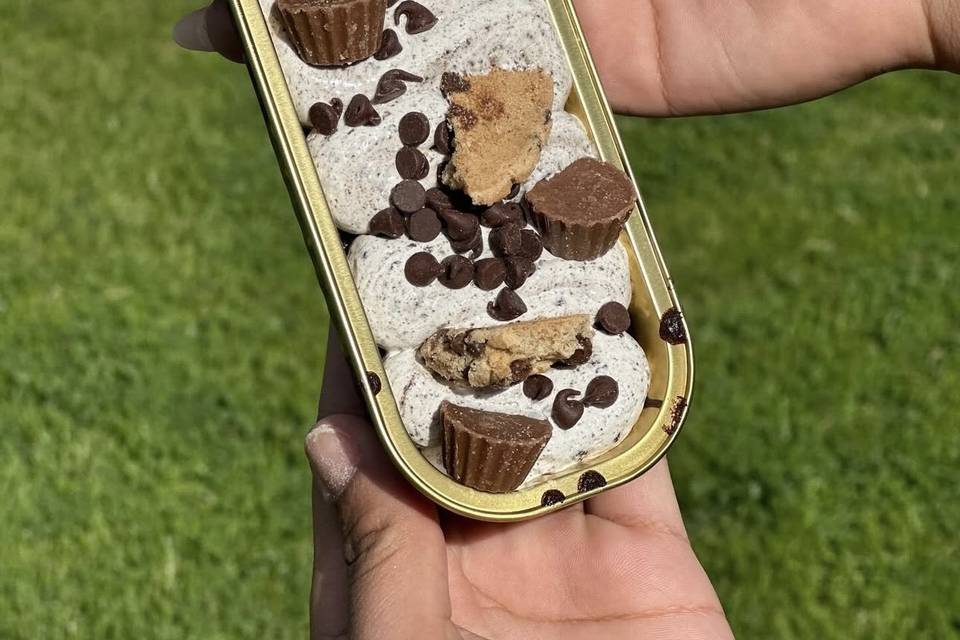 Guest Customised Cake