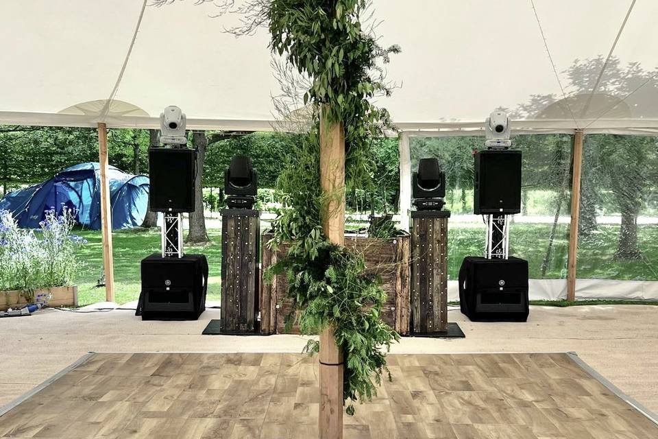 Premium Rustic Show