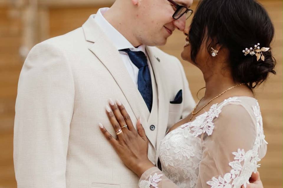 Bride with timeless low bun