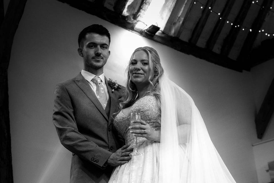 B&W Bride & Groom